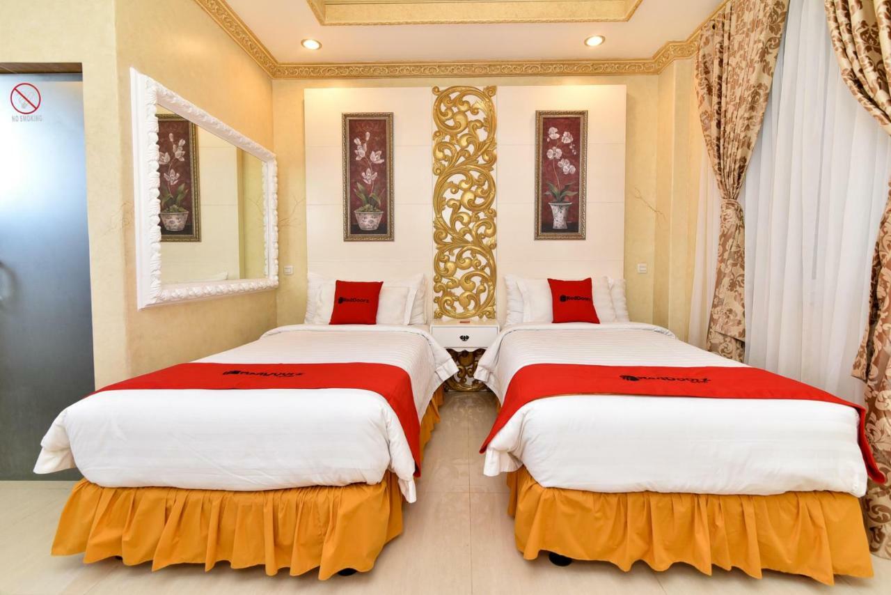 Reddoorz Plus Near Discovery Shopping Mall Bali Kuta  Exterior photo